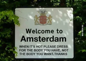 Amsterdam-street-art.webp