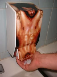 sexy-seifenspender.webp