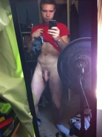 Straight-Man-Uncut-Flaccid-Penis.webp