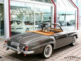 mercedes-benz_sl_w121_366bd5-1600x1200_crop.webp