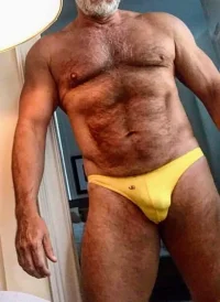 048_1000.webp