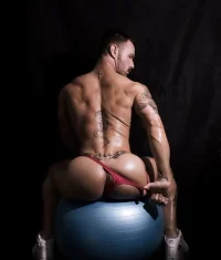 f64f90b289479efe196473f34b221ffc.webp