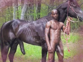 sexy-naked-guys-horseridinga.webp