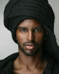 Hot-Black-Men-Beard-Styles29.1.webp