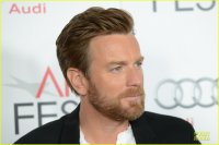 ewan-mcgregor beard excellence.jpg