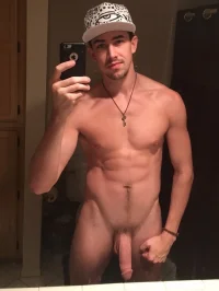 sexy-nude-guy-2.webp
