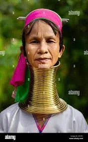 Giraffenfrau_01.jpg