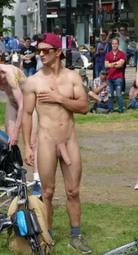 411_450a.webp