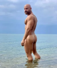 EiiVLgQX0AAldkg.webp