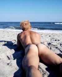 beach-relaxation-1352.webp