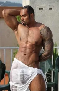 8d8f84da00ab1ba927de71007518319c--latino-men-beefy-men1.webp