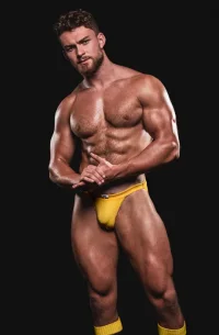 11-yellow-789796549.webp