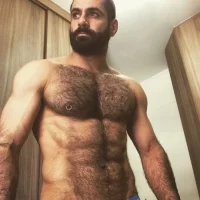 5498694926b359145642478de3be0d60--men-beard-hairy-men.webp