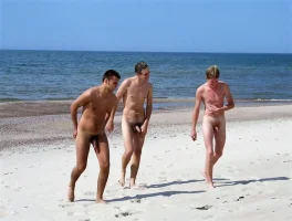 Naked_amateur_guys_159_2.webp