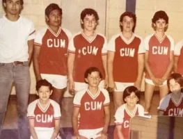 christian universal ministry team photo (1980).webp