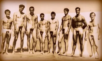 Naked_amateur_guys_26.webp