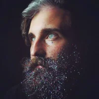 glitter-beard-trend-49__700.webp