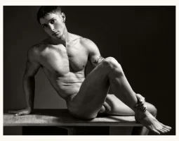 THE_MALE_NUDE_15-1332894873m.webp