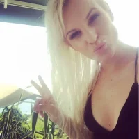 madeleine-handle-4-620x620.webp