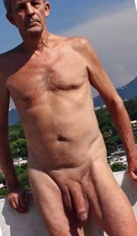naked-old-men-with-big-cocks.webp