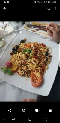 Screenshot_20180628-122844_Photos.webp
