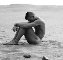 99b1218c00ee9b31855280c8054bf411--male-physique-shirtless-men.webp