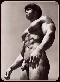 vintage-black-bodybuilder-lovely-fat-cock-420x565.webp