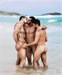 tumblr_ovqkh6WoxG1tkl83go9_500.webp