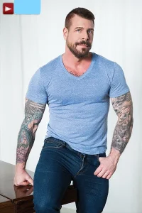 LVP207_Rocco_Steele_01_LI.webp