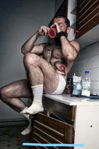 a7ef0edaf90347f6e770def1dc4c219f--bear-cubs-male-feet_LI.webp