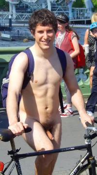 Daily-Male-Nude-of-the-Day-150408-08.webp
