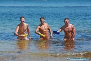 rippedandstripped-31_LI.webp