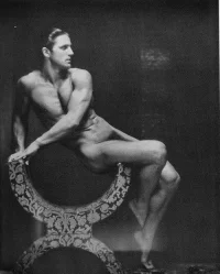 007099918652483eb711e9f369057faf--male-icon-nude-bodies.webp