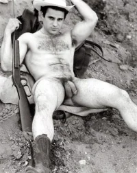 Johnny-Amati-The-Rawhide-Male-September-1968-spread-magazine-vintage-retro-nude-male-imagery-4.webp