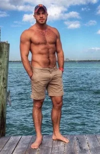 2786344122a9aec0f00ddb88a29a698f--hot-wet-beard-man.webp