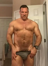 e4503746deb0f4d385226c177ac63967--hot-dads-mature-men.webp