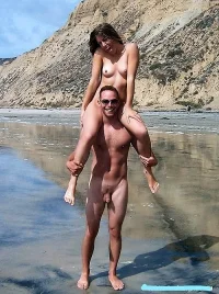 fuerte_Nacktstrand_klaas-maybrit_2009_LI.webp