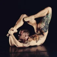 d960ce2e40e1f3f9d0a9ac24eb69d405--yoga-for-men-yoga-man.webp