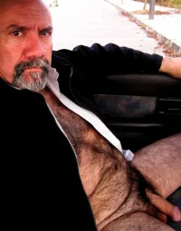 bear_daddy_gay_25.webp