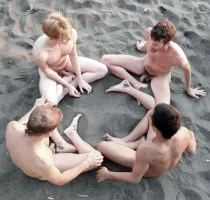 naked_men_in_public_12.webp