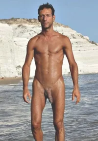 christopher_Strand_Sommer-08.webp