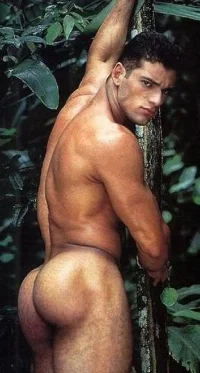 fb1b8323ce135f2a62109234291cbc8f--male-butt-hot-men.webp