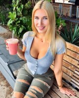 thumbs-horni-babes295-08.jpg