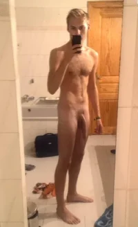 nude-man-big-cock.webp