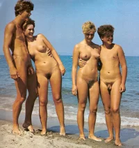 nudist_003.webp