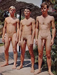nudist-familys-nude-men.webp