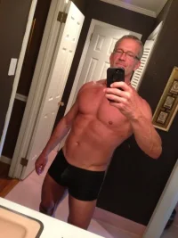 b1f292dffb7ac4b8ab41031ebbcf6fa5--mature-men-silver-foxes.webp