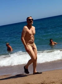 mature-man-naked-beach-big-cock-.webp