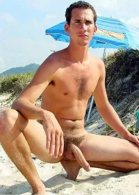 gay-intimate-00.webp