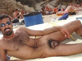 nude-beach-hairy-men-tumblr.webp